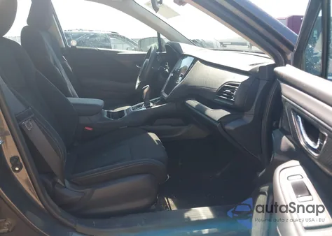 2025 Subaru Legacy Premium из США, поврежденный, VIN 4S3BWAD65S3018832